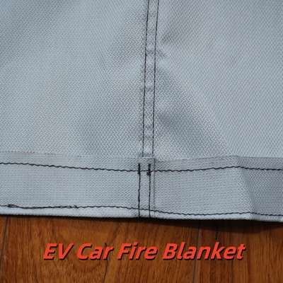 Gray Fiberglass EV Fire Blanket Resists 1000°C High Temperature