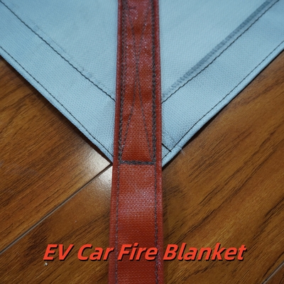 Gray Fiberglass EV Fire Blanket Resists 1000°C High Temperature